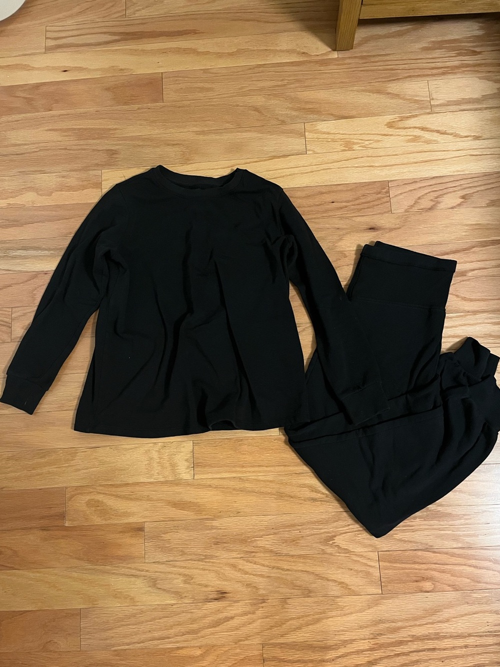 GAP maternity set in black, size small